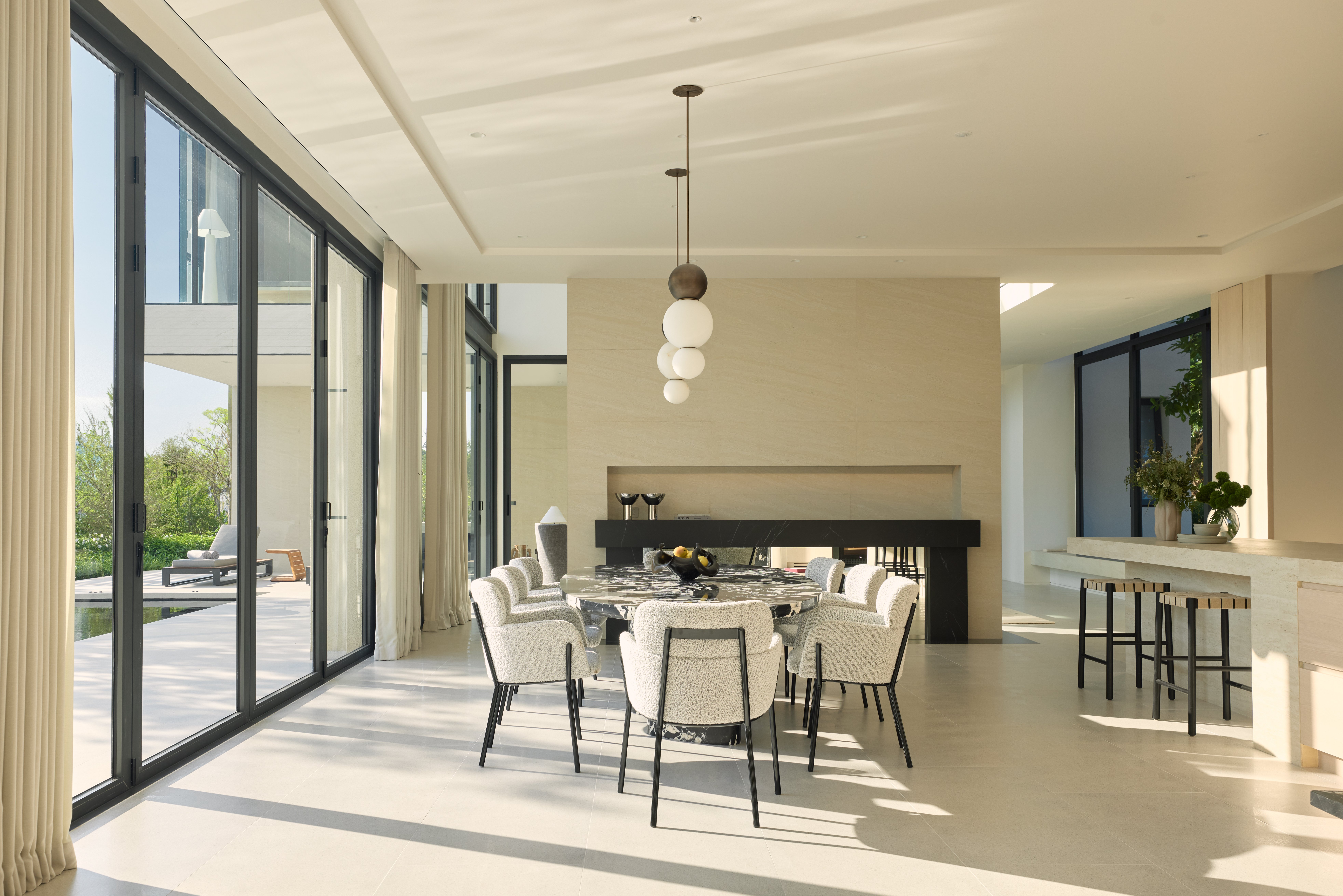 Lavish Estates 34